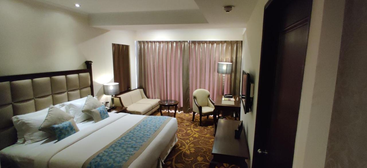 Country Inn & Suites By Radisson, Bathinda Exterior photo
