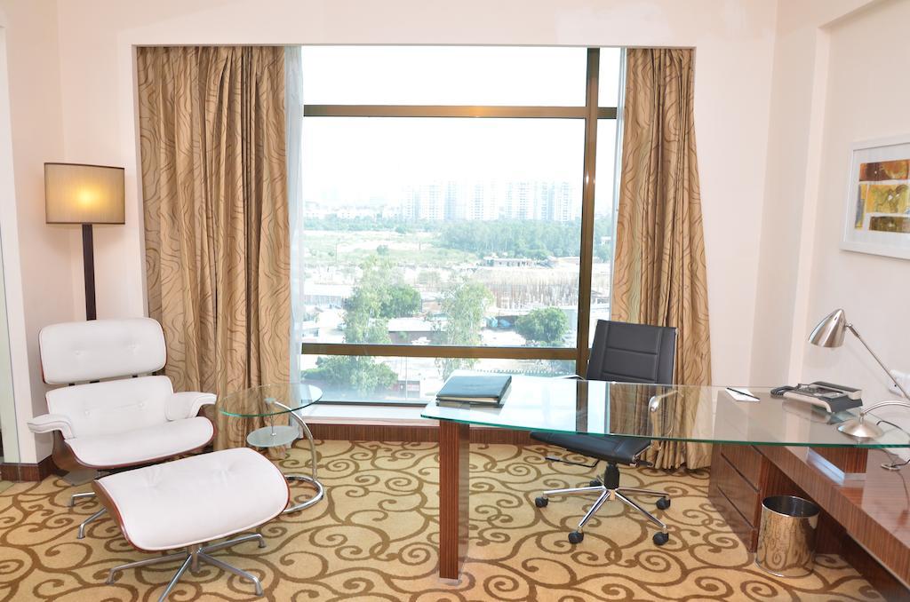 Country Inn & Suites By Radisson, Bathinda Exterior photo