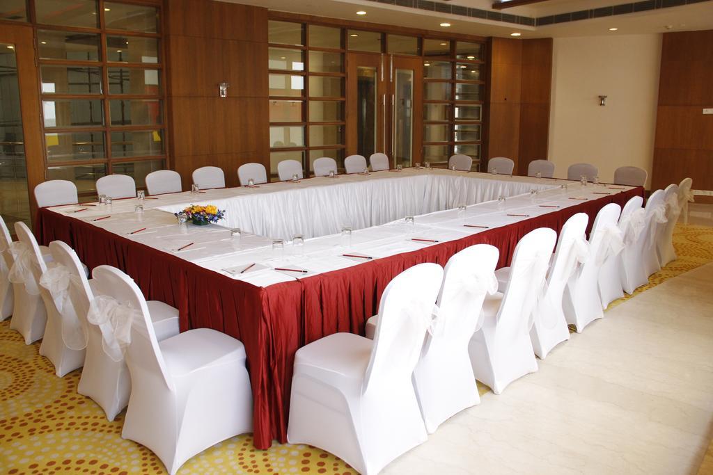 Country Inn & Suites By Radisson, Bathinda Exterior photo